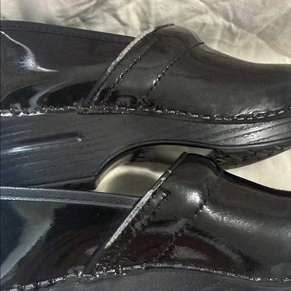 Dansko Professional Black Patent Slip-On Clog - Picture 10 of 10